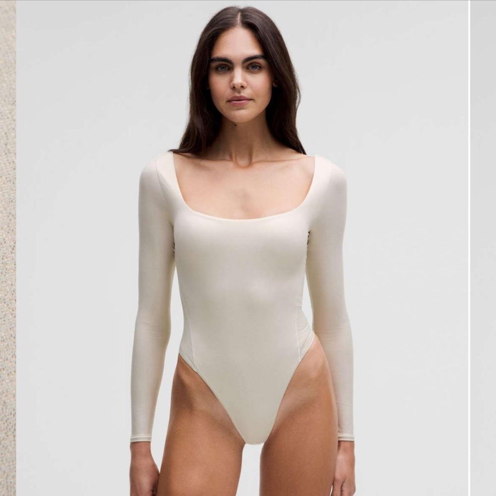 Lululemon Wundermost Ultra-Soft Nulu Square-Neck Long-Sleeve Bodysuit *Shine L